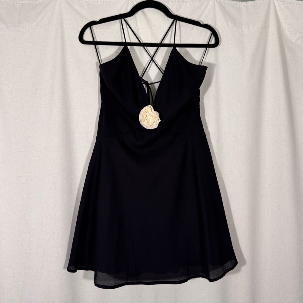 NWT Beige Botany Black Crossback Mini Dress w/ Front Rose Detail